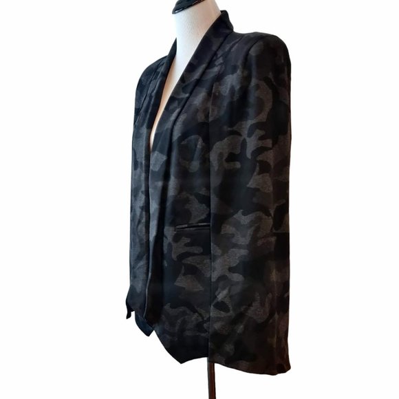 Gili Womens Black Gray Camouflage Open Front Shoulder Pads Cape Blazer Jacket 10 - Picture 2 of 10